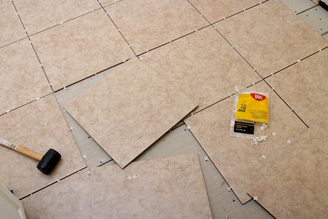 Tiling Yeading, UB4
